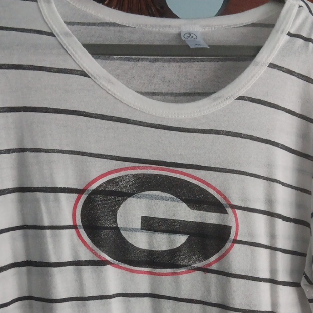Alternative Gray and White Tee